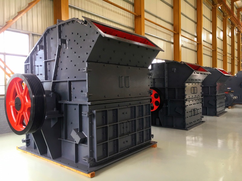 破碎機(jī)型號(hào)選擇指南：如何找到最適合你的那一款