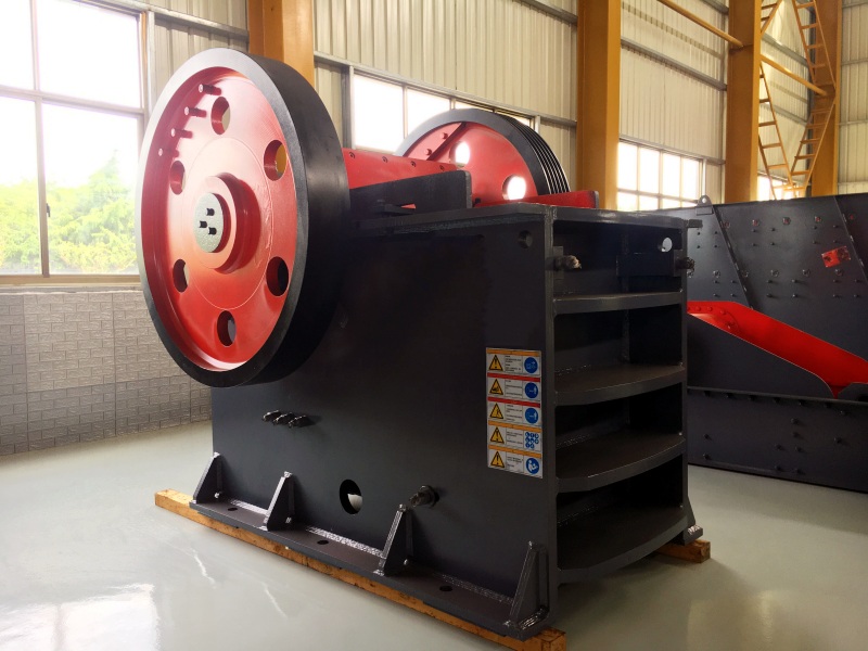 礦山破碎機(jī)廠家生產(chǎn)的設(shè)備種類及其性能、原理、場(chǎng)景案例與價(jià)格區(qū)間詳解