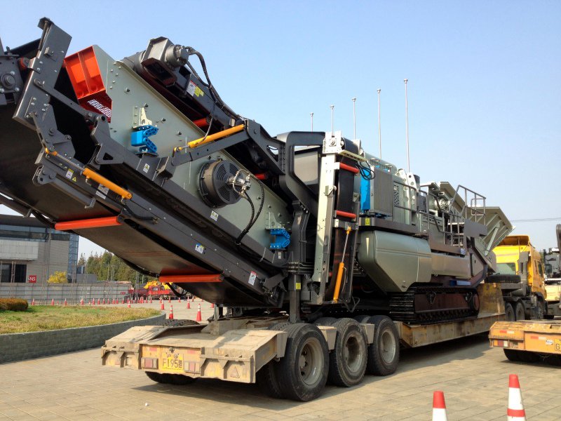 移動(dòng)式破碎機(jī)制砂生產(chǎn)線：打造高效便捷的砂石生產(chǎn)新模式